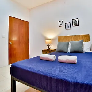 Ten To Ten Hostel Puerto Vallarta